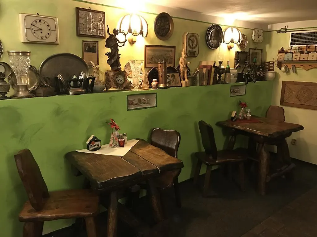Apartments & Restaurant Tkalcovsky Dvur Prague